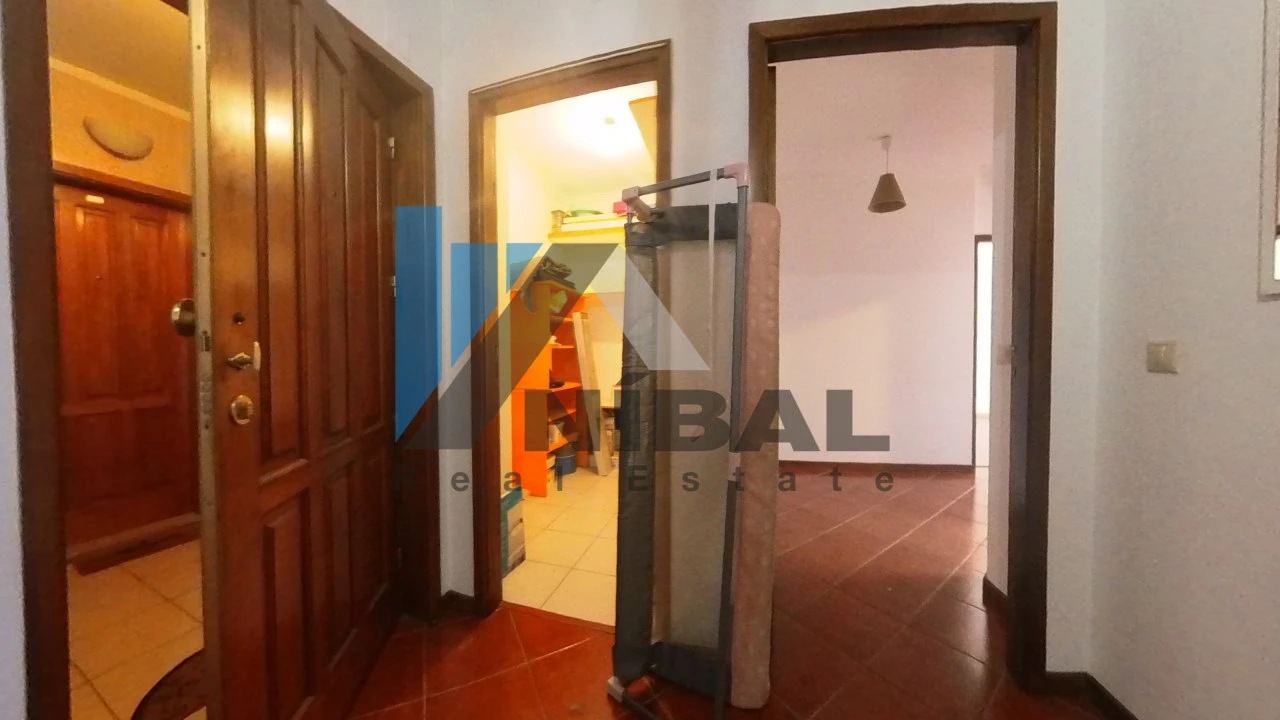 Apartamento T2 para Venda em Mafamude e Vilar do Paraíso Foto 26