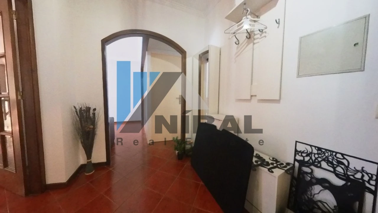 Apartamento T2 para Venda em Mafamude e Vilar do Paraíso Foto 27