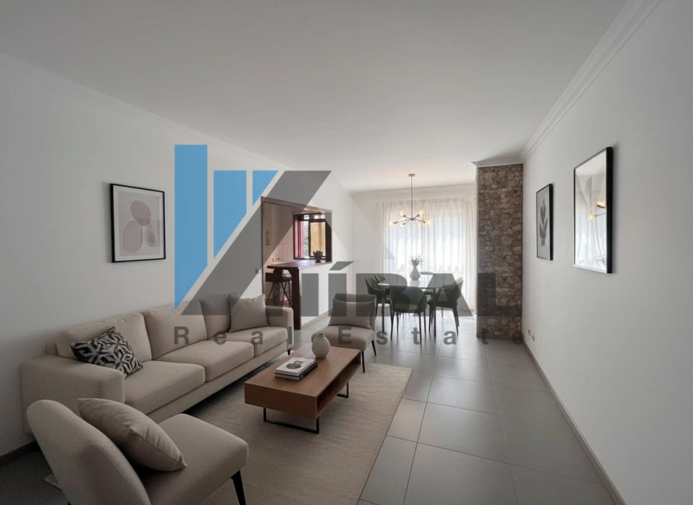 Apartamento T2 para Venda em Mafamude e Vilar do Paraíso Foto 2