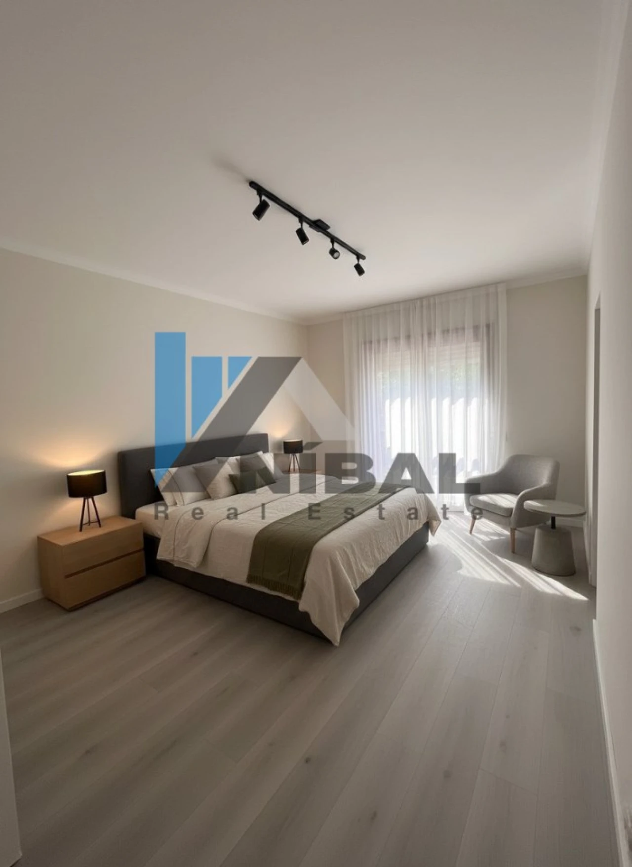 Apartamento T2 para Venda em Mafamude e Vilar do Paraíso Foto 3