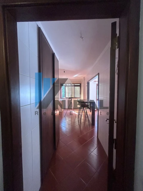 Apartamento T2 para Venda em Mafamude e Vilar do Paraíso