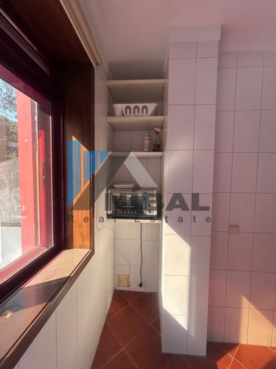 Apartamento T2 para Venda em Mafamude e Vilar do Paraíso Foto 8