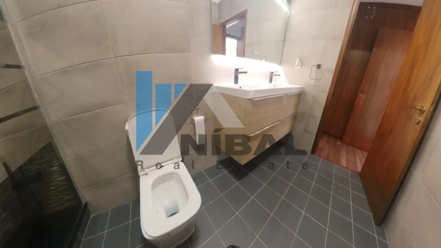 Apartamento T2 para Venda em Mafamude e Vilar do Paraíso Foto 44