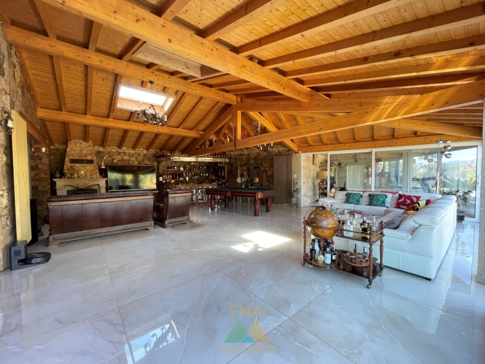 Moradia T3 para Venda em Rebordões (Santa Maria) Foto 31