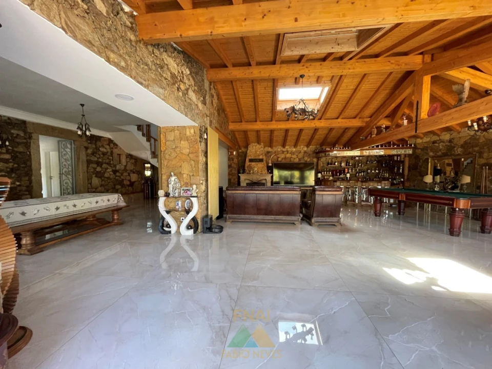 Moradia T3 para Venda em Rebordões (Santa Maria) Foto 32