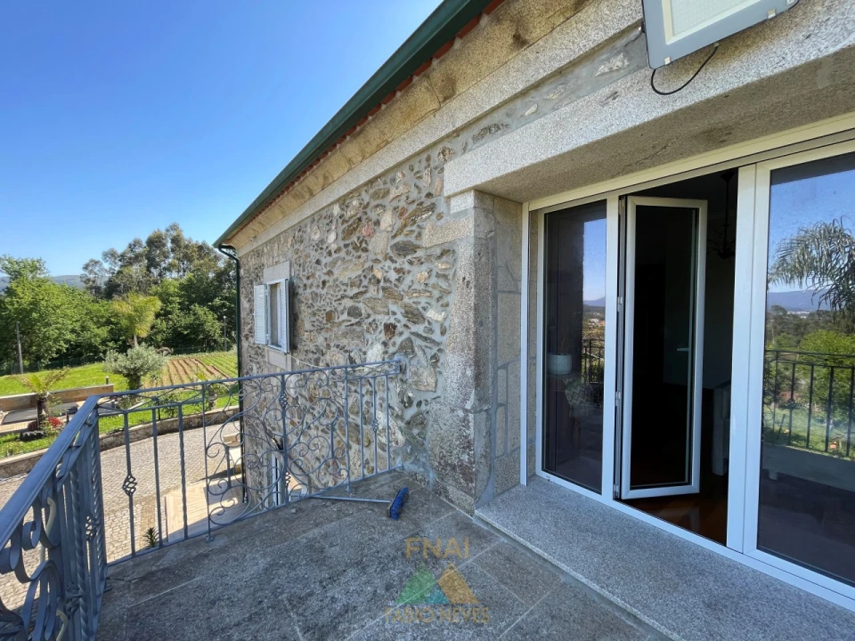 Moradia T3 para Venda em Rebordões (Santa Maria) Foto 63