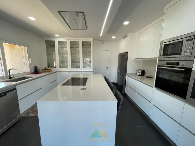 Moradia T3 para Venda em Rebordões (Santa Maria) Foto 53