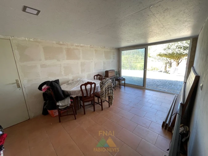 Moradia T3 para Venda em Rebordões (Santa Maria) Foto 72