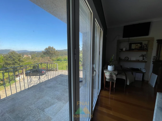 Moradia T3 para Venda em Rebordões (Santa Maria) Foto 61