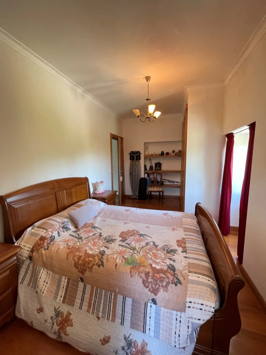 Moradia T3 para Venda em Rebordões (Santa Maria) Foto 68