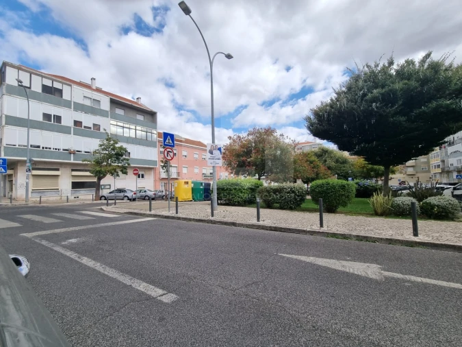 Apartamento T2 para Venda em Águas Livres Foto 23