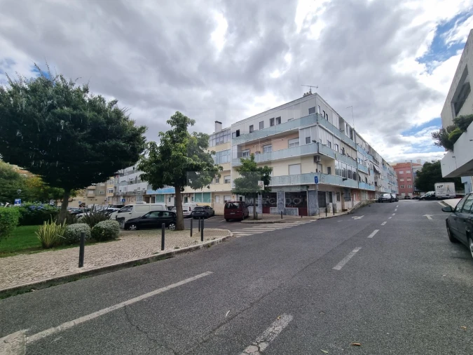 Apartamento T2 para Venda em Águas Livres Foto 21