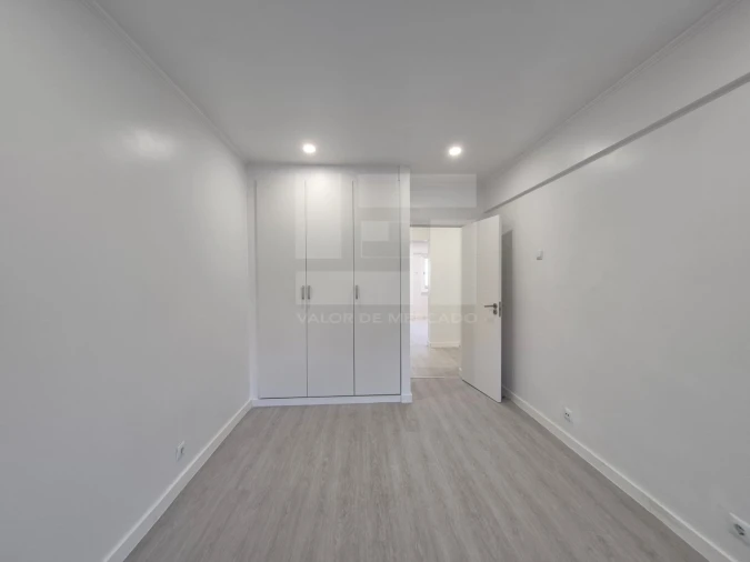 Apartamento T2 para Venda em Águas Livres Foto 11