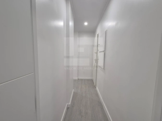 Apartamento T2 para Venda em Águas Livres Foto 13