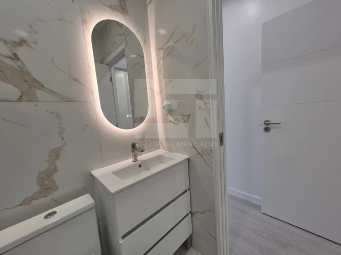 Apartamento T2 para Venda em Águas Livres Foto 18