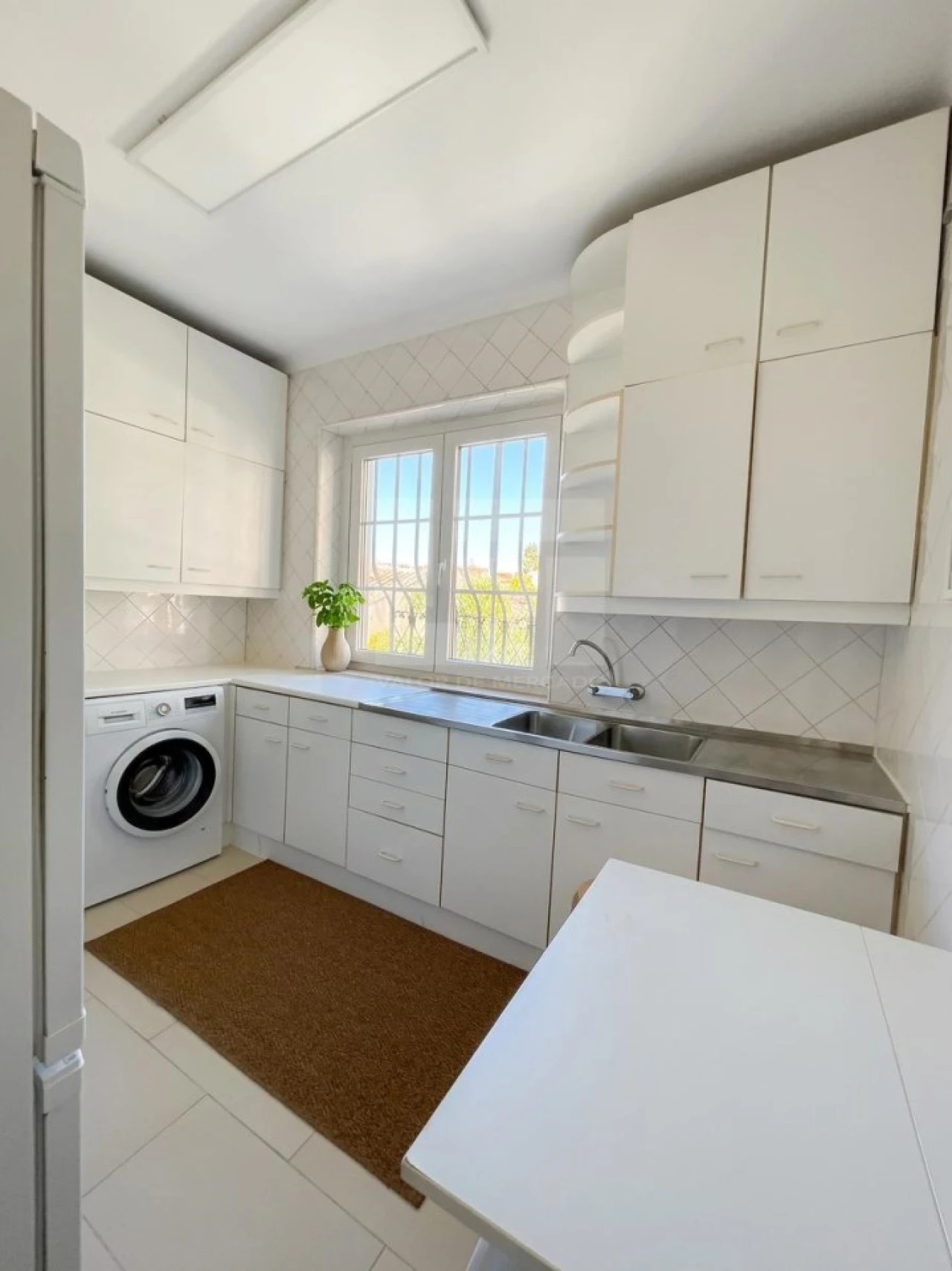 Apartamento T2 para Arrendamento em Misericórdia Foto 25