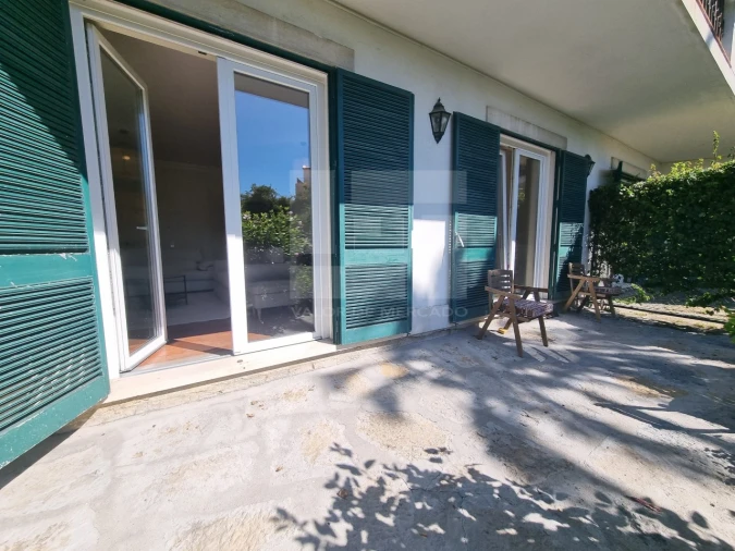 Apartamento T2 para Arrendamento em Misericórdia Foto 22