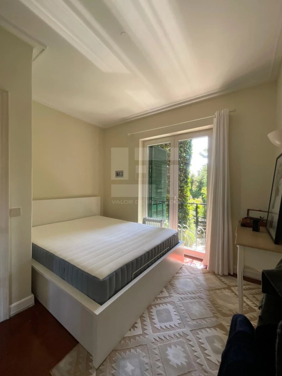 Apartamento T2 para Arrendamento em Misericórdia Foto 3