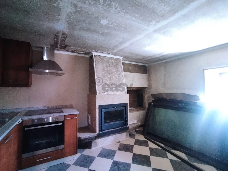 Moradia T4 para Venda em Covas Foto 12