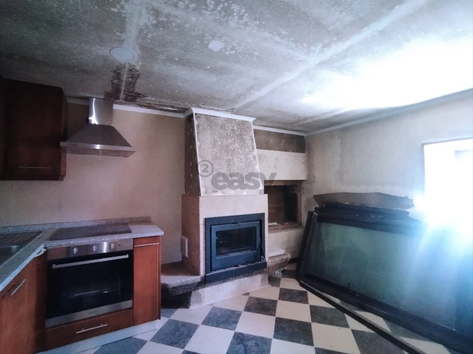 Moradia T4 para Venda em Covas Foto 12