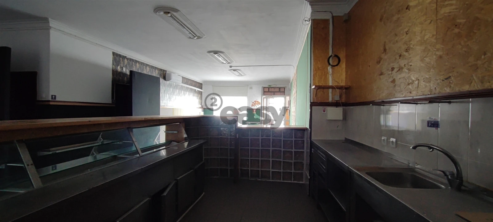 Loja para Arrendamento em Atalaia e Alto Estanqueiro-Jardia Foto 17