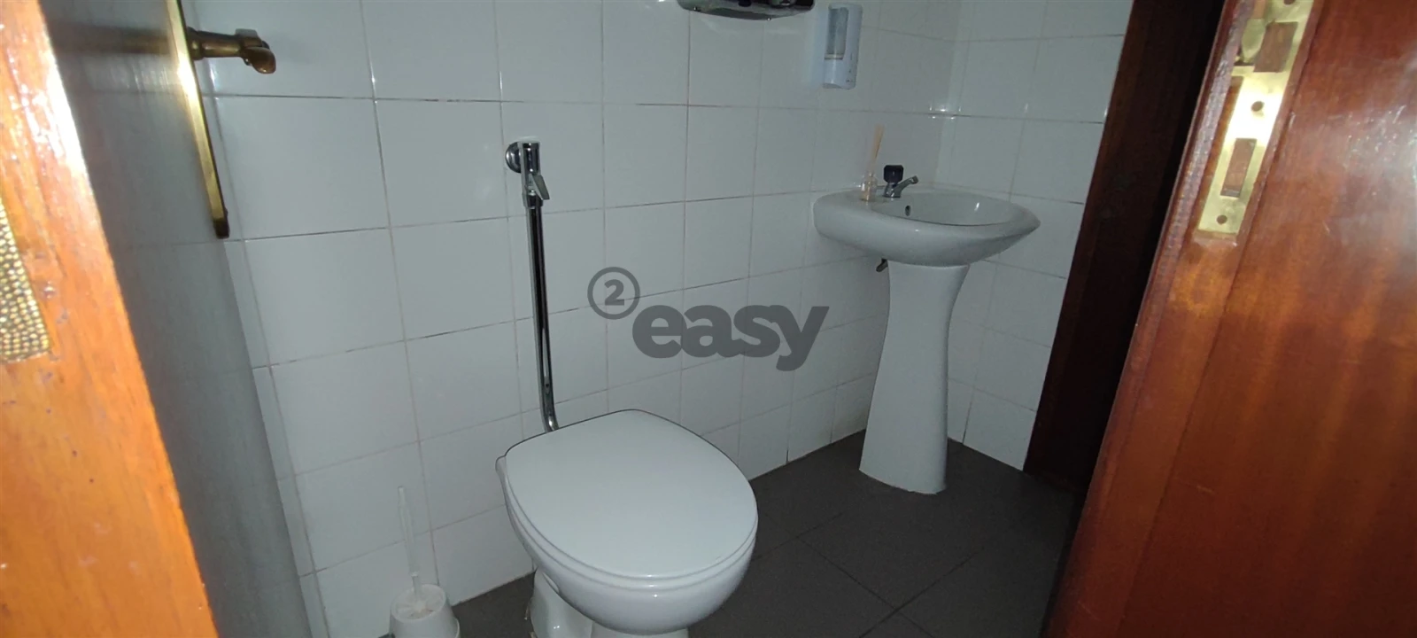 Loja para Arrendamento em Atalaia e Alto Estanqueiro-Jardia Foto 43