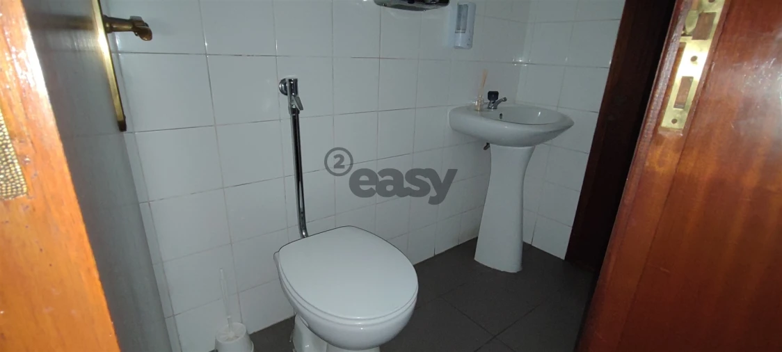 Loja para Arrendamento em Atalaia e Alto Estanqueiro-Jardia Foto 43