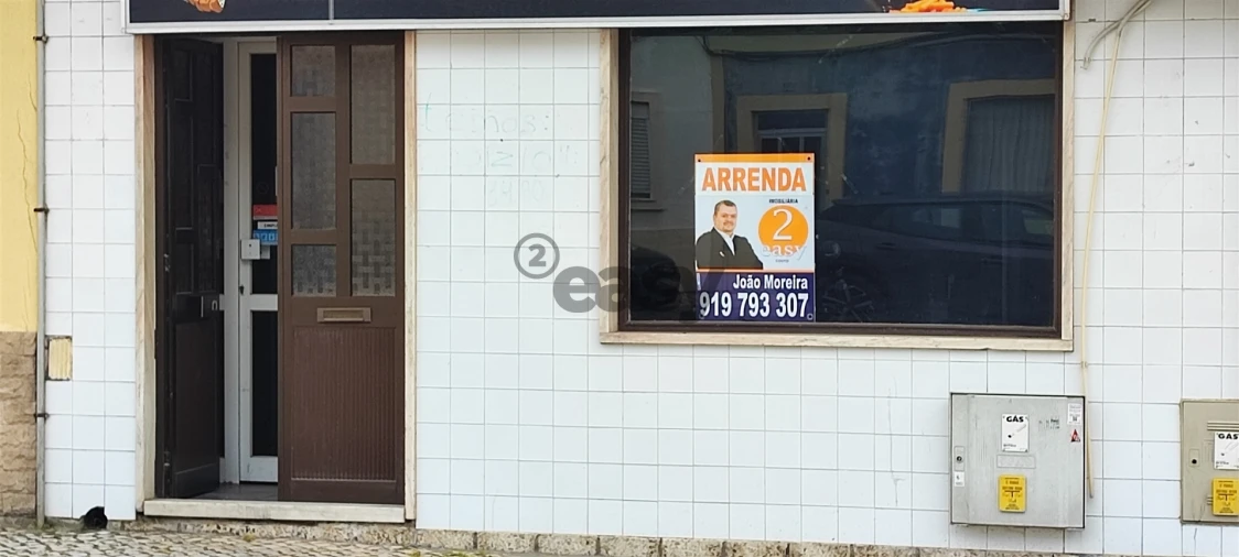 Loja para Arrendamento em Atalaia e Alto Estanqueiro-Jardia Foto 44