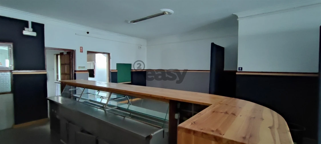 Loja para Arrendamento em Atalaia e Alto Estanqueiro-Jardia Foto 21