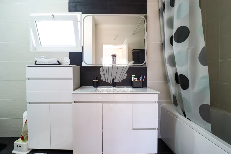 Moradia T3 para Venda em Porches Foto 22