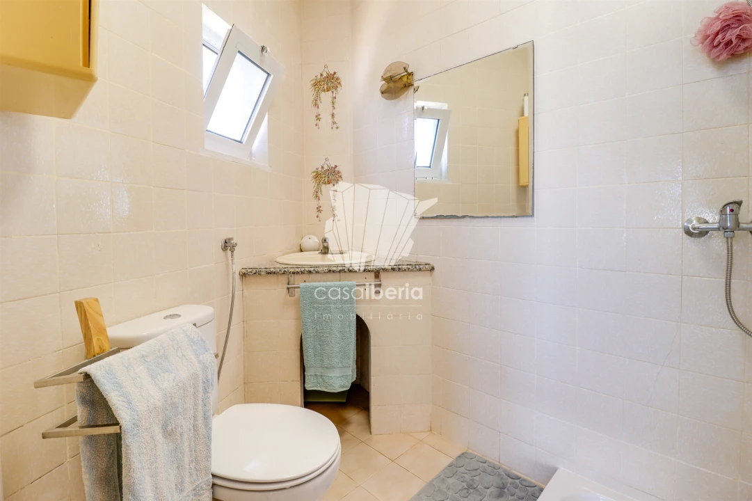 Moradia T3 para Venda em Porches Foto 25