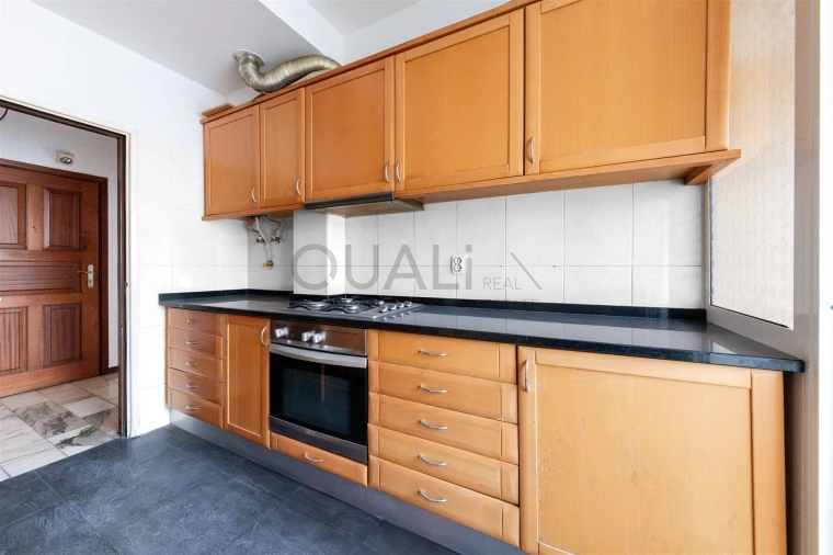 Apartamento T2 para Venda em Funchal (Se) Foto 5