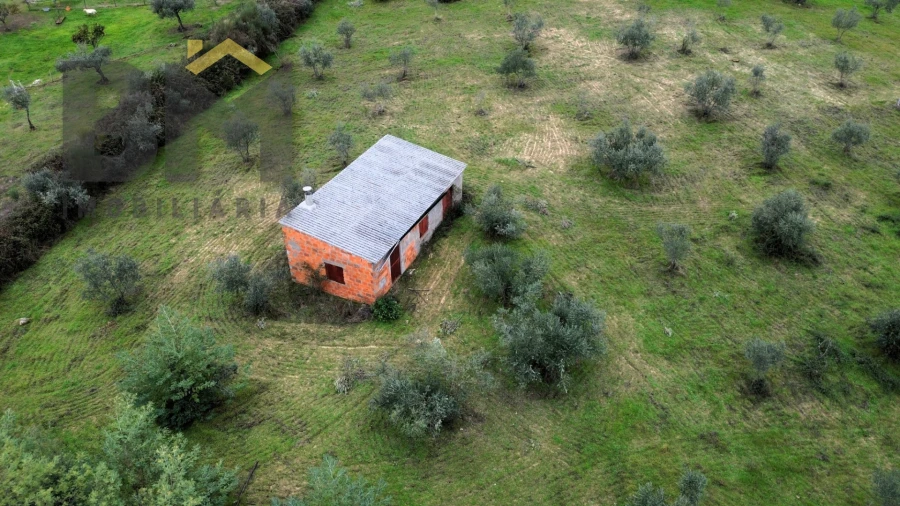 Quinta T0 para Venda em São Miguel de Acha Foto 2