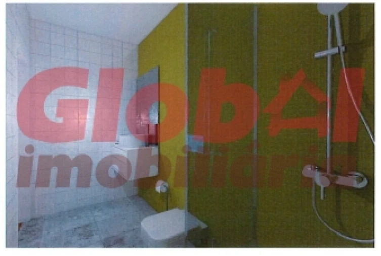 Apartamento T2 para Venda em Viseu Foto 6