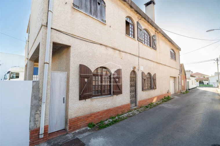 Moradia T3 para Venda em Marrazes e Barosa Foto 2