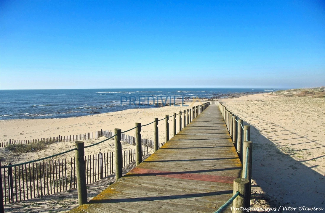 Apartamento T3 para Venda em Labruge Foto 1