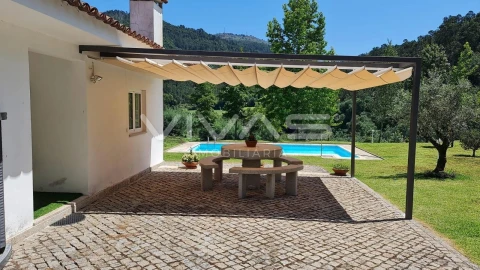 Moradia T3 para Venda em Bouro (Santa Maria)