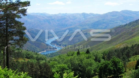 Moradia T3 para Venda em Bouro (Santa Maria)