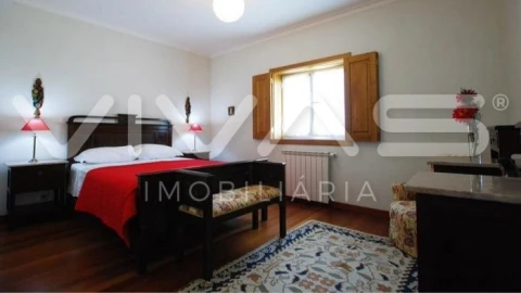 Moradia T3 para Venda em Bouro (Santa Maria)