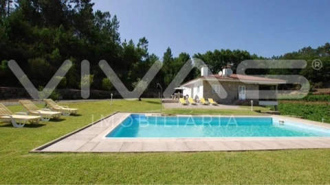 Moradia T3 para Venda em Bouro (Santa Maria)