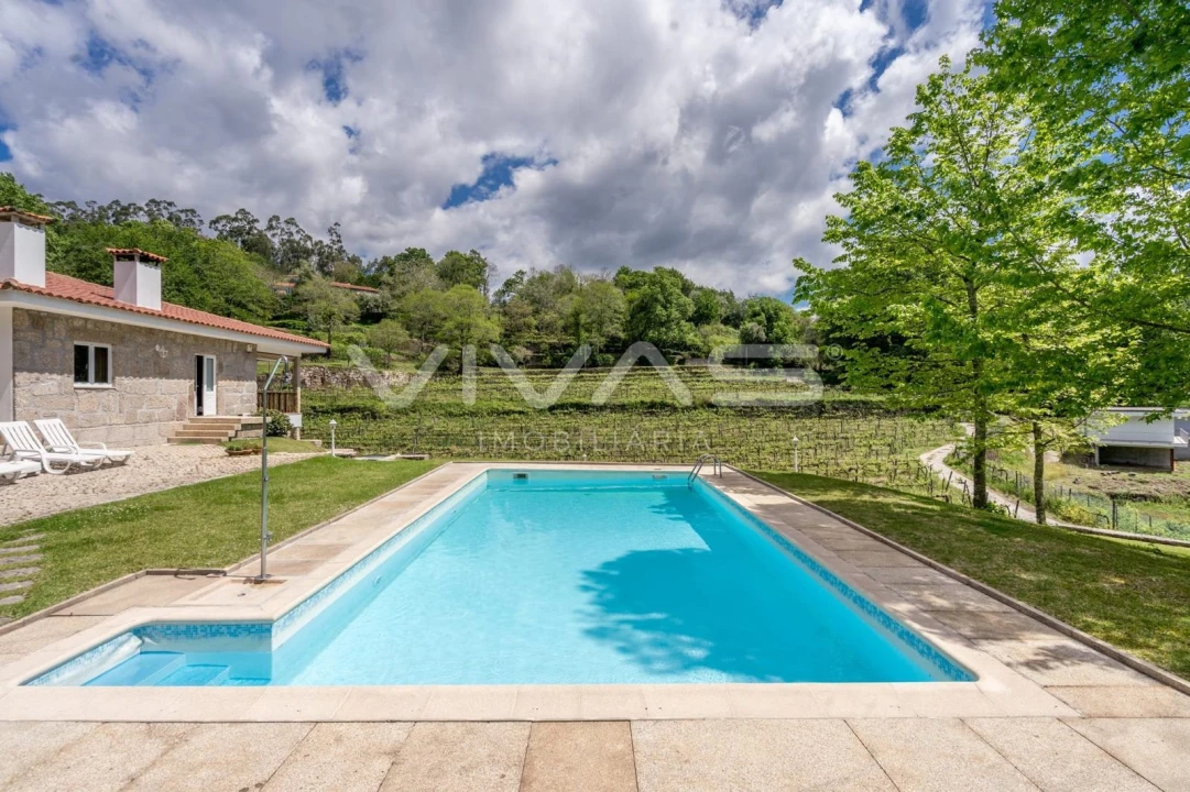 Moradia T3 para Venda em Bouro (Santa Maria) Foto 7