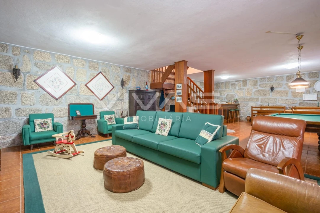 Moradia T3 para Venda em Bouro (Santa Maria) Foto 34