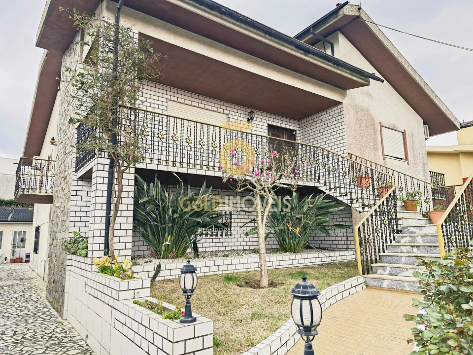 Moradia T3 para Venda em São Roque Foto 4