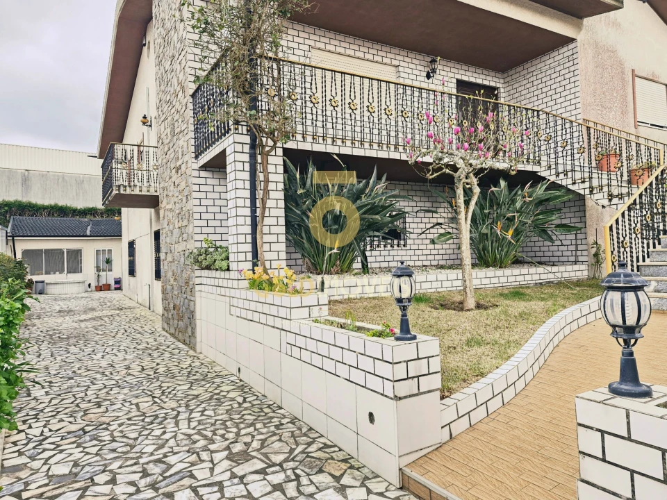 Moradia T3 para Venda em São Roque Foto 5