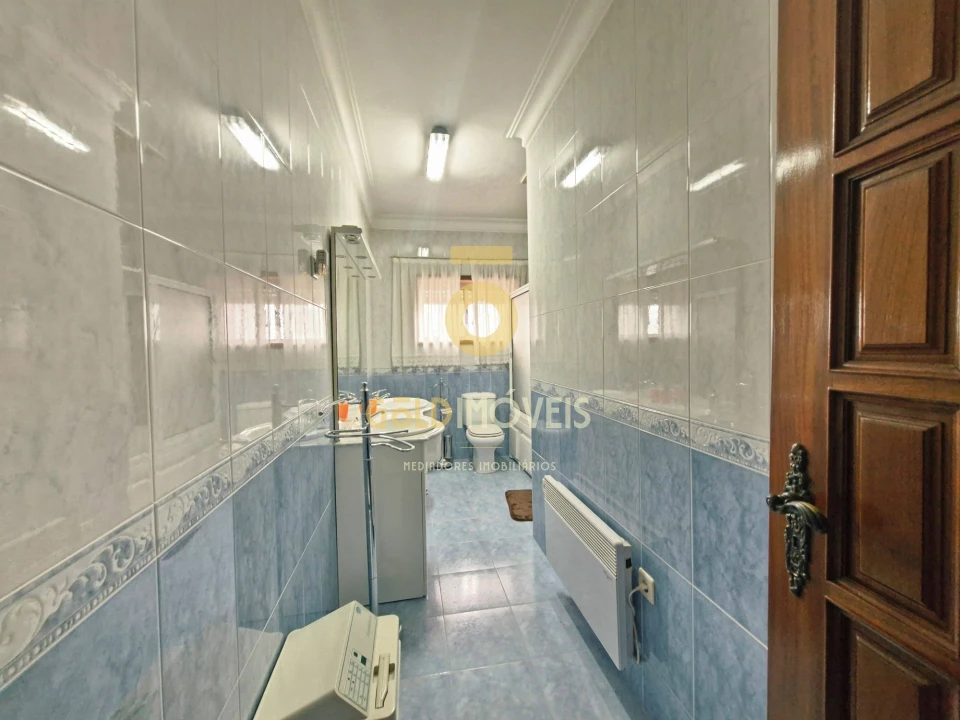 Moradia T3 para Venda em São Roque Foto 15