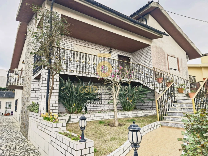 Moradia T3 para Venda em São Roque Foto 4