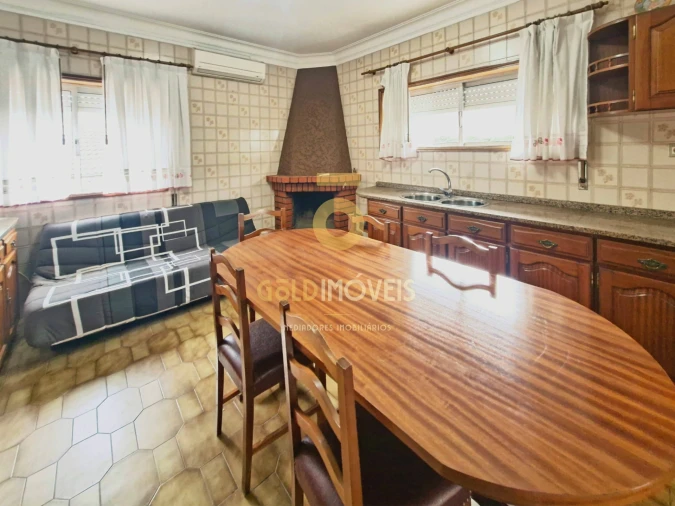 Moradia T3 para Venda em São Roque Foto 9