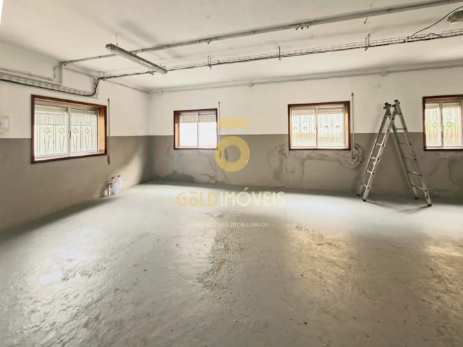 Moradia T3 para Venda em São Roque Foto 32