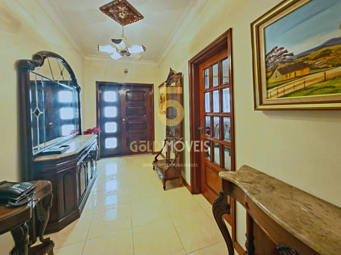 Moradia T3 para Venda em São Roque Foto 17