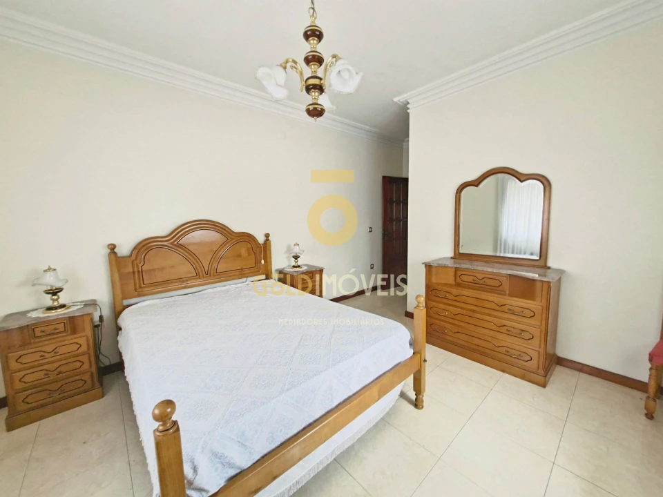 Moradia T3 para Venda em São Roque Foto 14